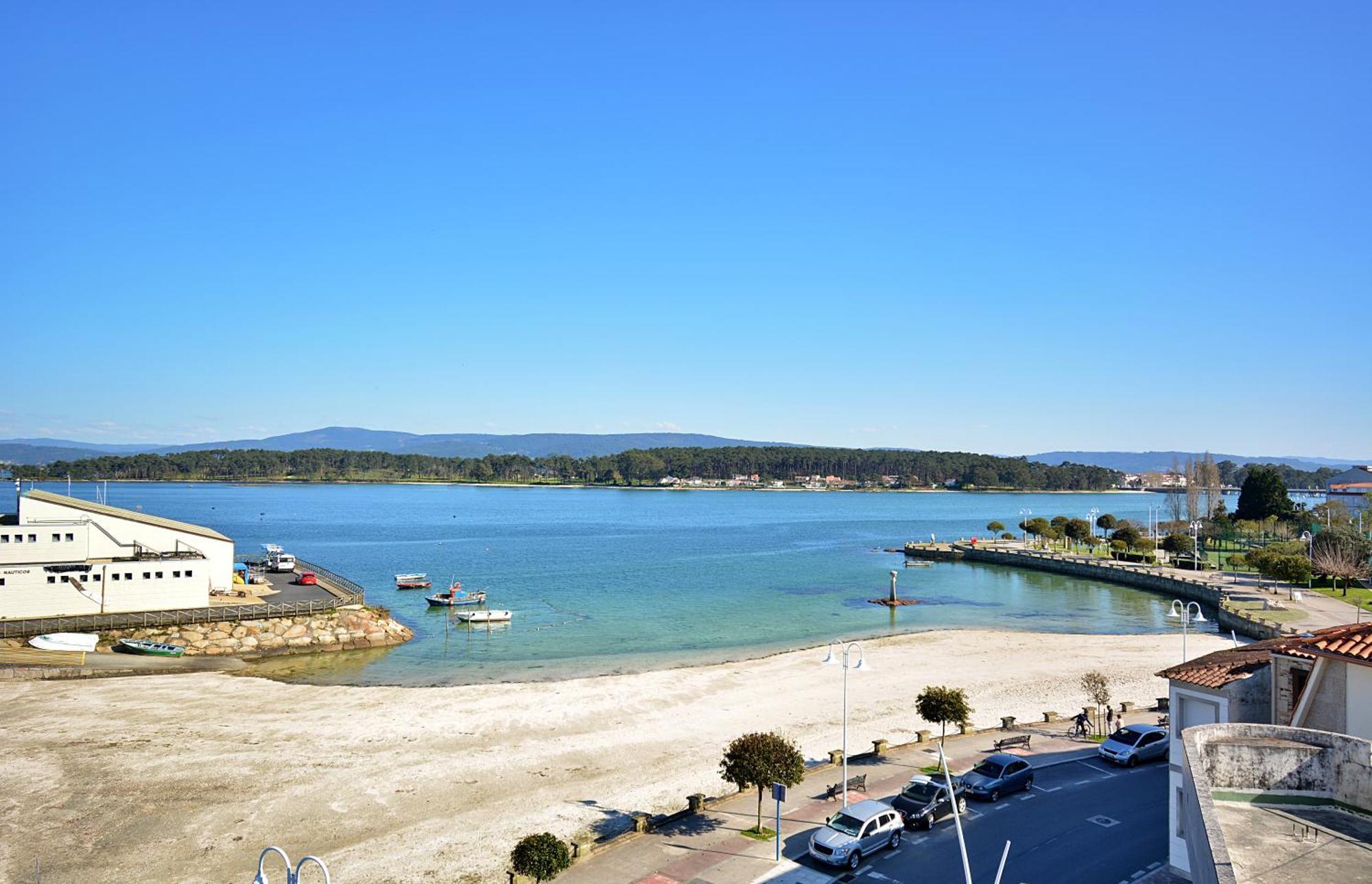 Apartamento Con Terraza Frente Al Mar En O Grove Exterior foto